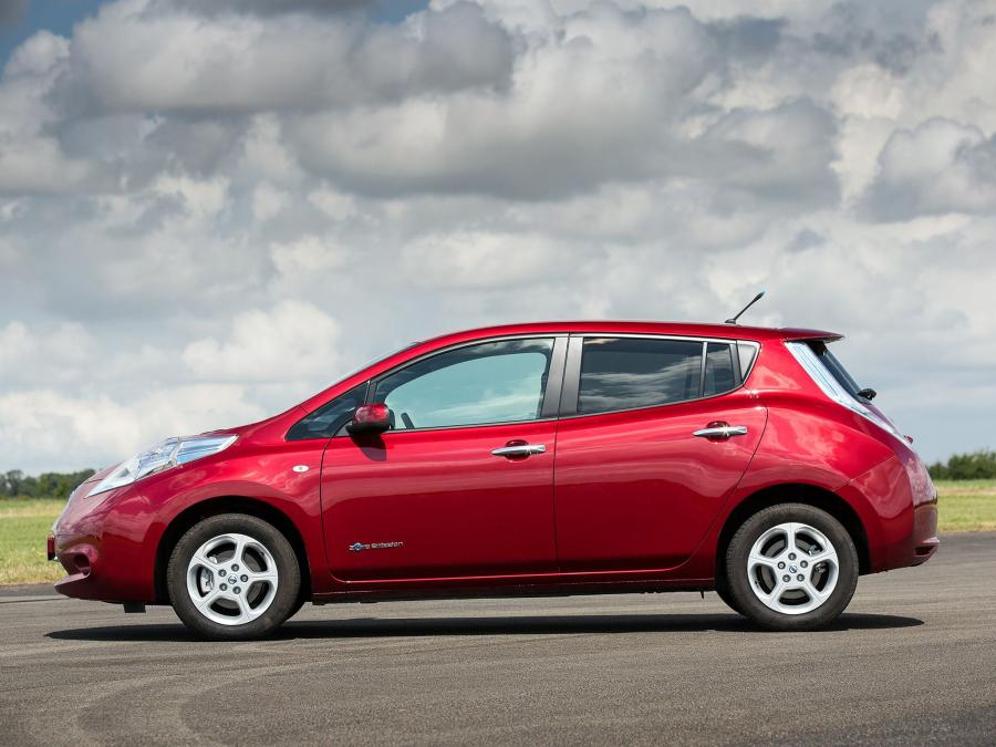  Nissan Leaf 2013 года  (UK) (фото 29 из 29)